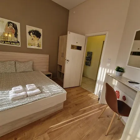 Vandrarhem La Maison *