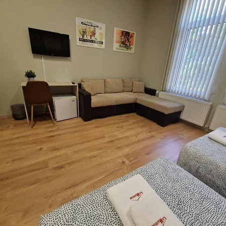 Vandrarhem La Maison *